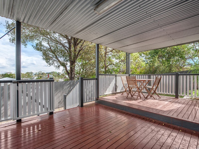 27b Kaye Street, Bardon QLD 4065