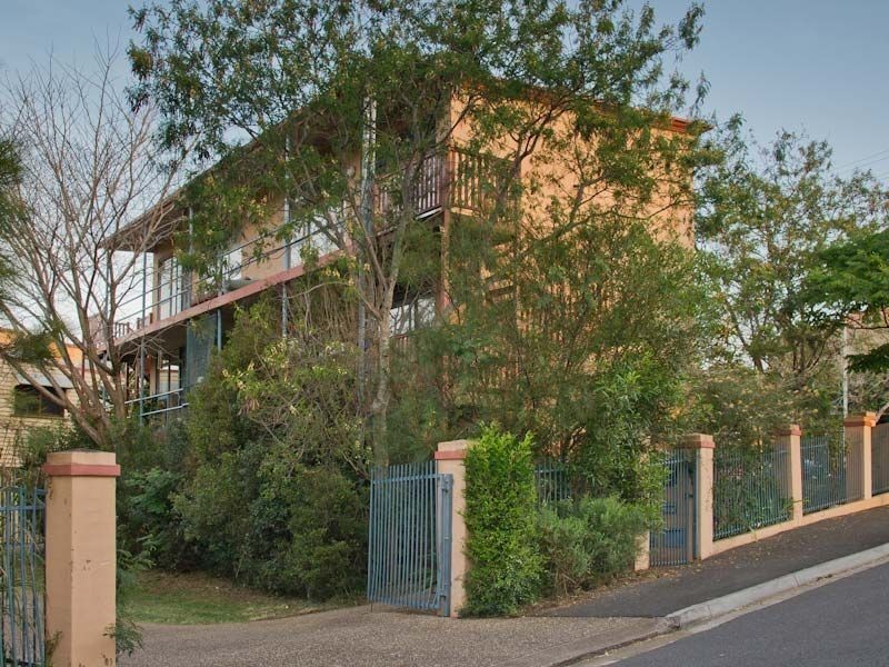 2/117 Musgrave Road, Red Hill QLD 4059