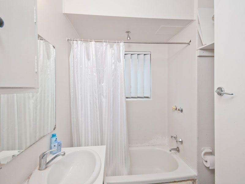 2/117 Musgrave Road, Red Hill QLD 4059