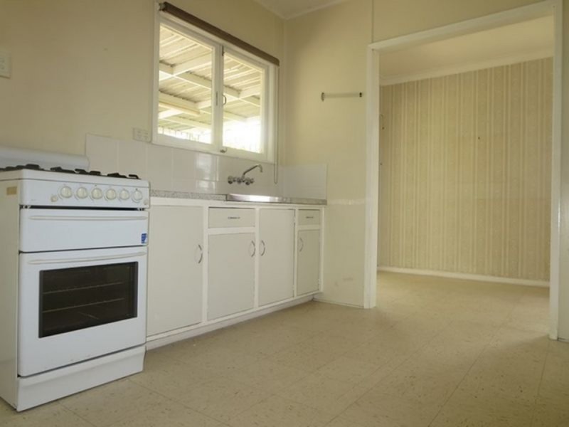 19 Yates Avenue, Ashgrove QLD 4060