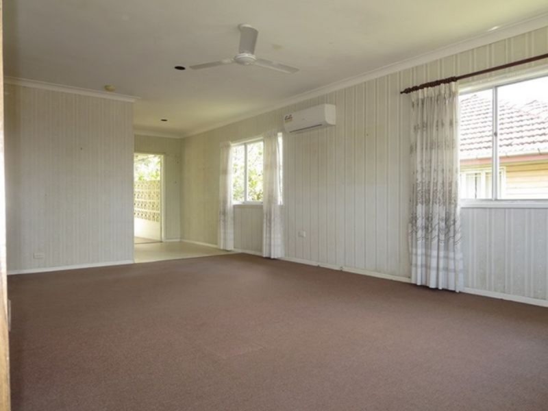 19 Yates Avenue, Ashgrove QLD 4060