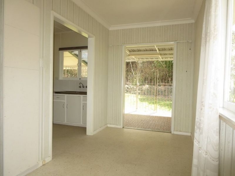 19 Yates Avenue, Ashgrove QLD 4060