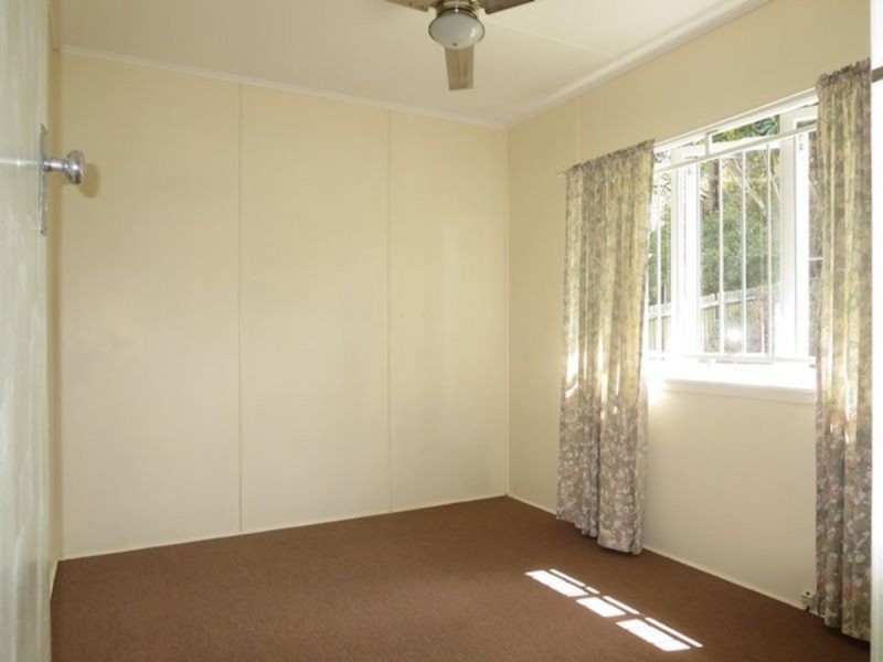 19 Yates Avenue, Ashgrove QLD 4060