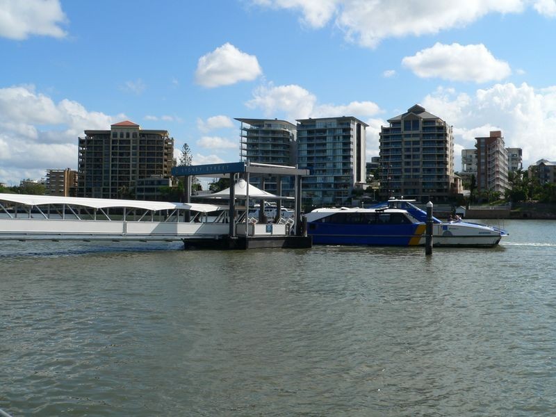 1C/172 Oxlade Drive, New Farm QLD 4005