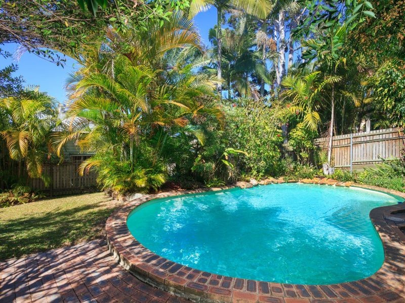 13 Crescent Road, Kelvin Grove QLD 4059