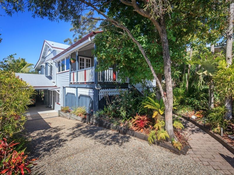 13 Crescent Road, Kelvin Grove QLD 4059