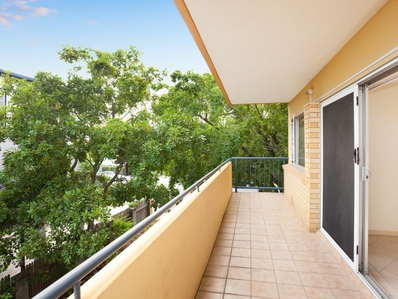 10/2 Oxlade Drive, New Farm QLD 4005