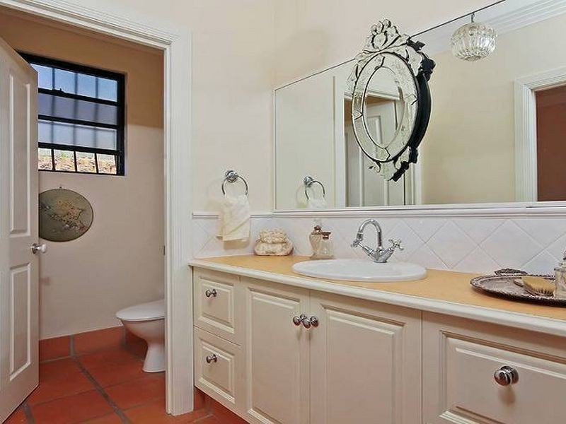 4 Autumnwood Court, Samford Valley QLD 4520