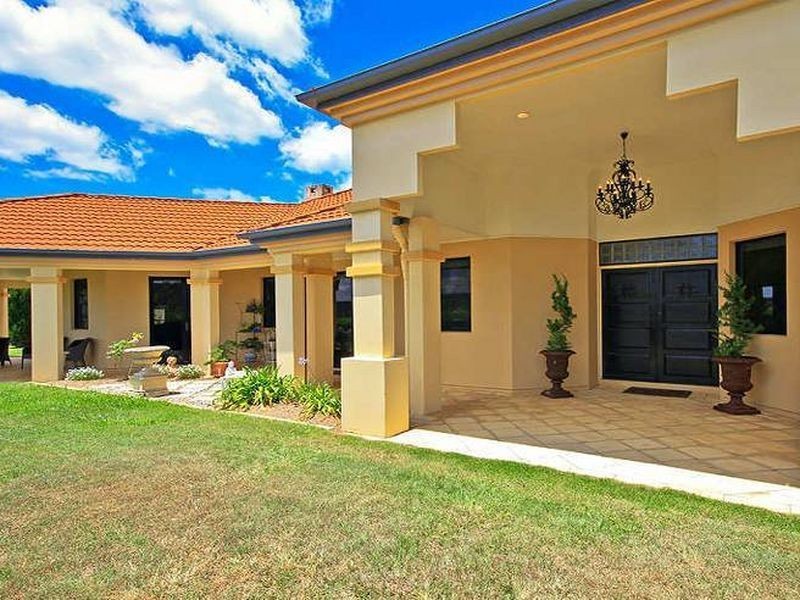 4 Autumnwood Court, Samford Valley QLD 4520
