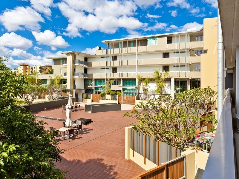 26/20 Newstead Terrace, Newstead QLD 4006