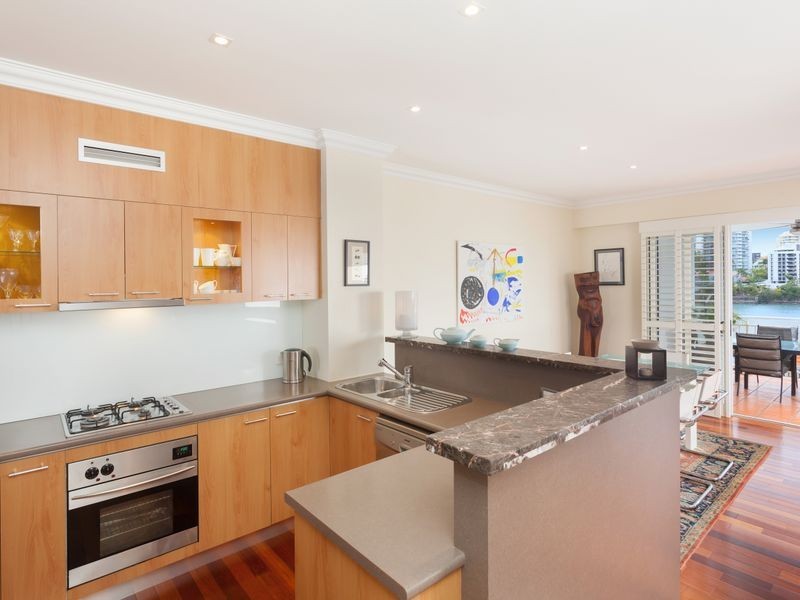 52/6 Merthyr Road, New Farm QLD 4005