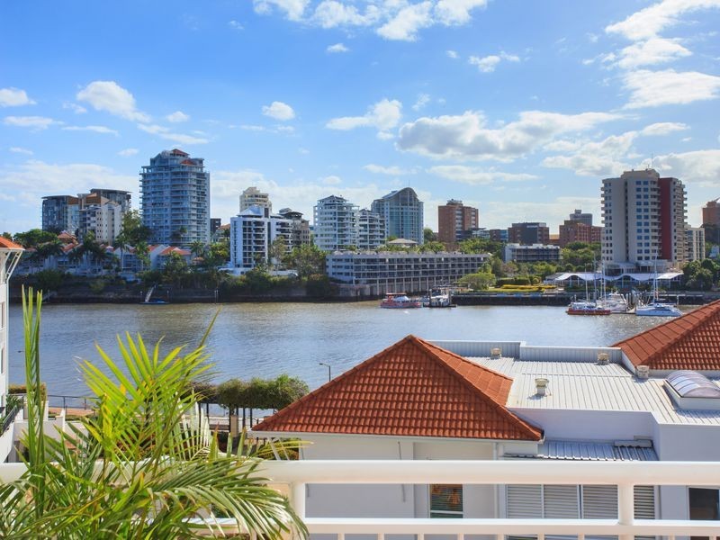 52/6 Merthyr Road, New Farm QLD 4005