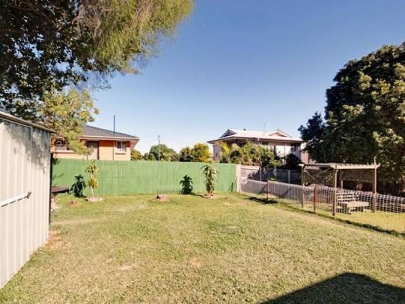 27 Hansen Street, Moorooka QLD 4105