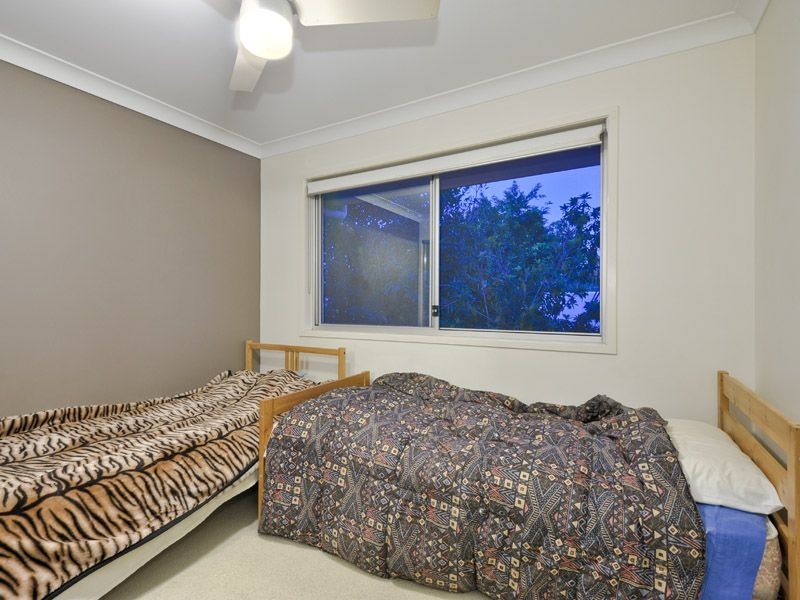 Townhouse Kingfisher Lane, East Brisbane QLD 4169