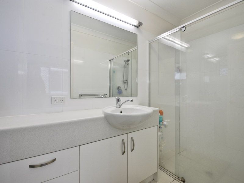 5/923 Stanley Street East, East Brisbane QLD 4169