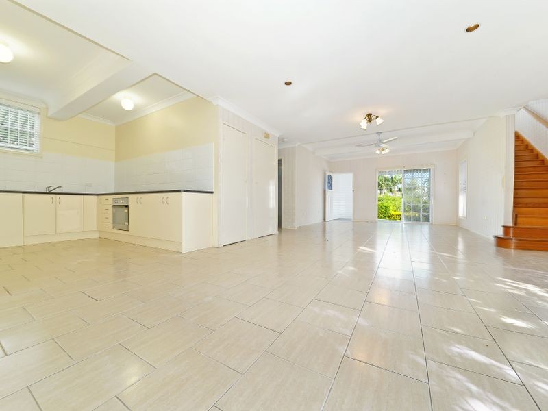 20 Pine Street, Hamilton QLD 4007