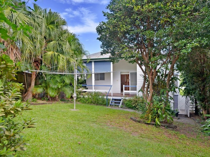 20 Pine Street, Hamilton QLD 4007