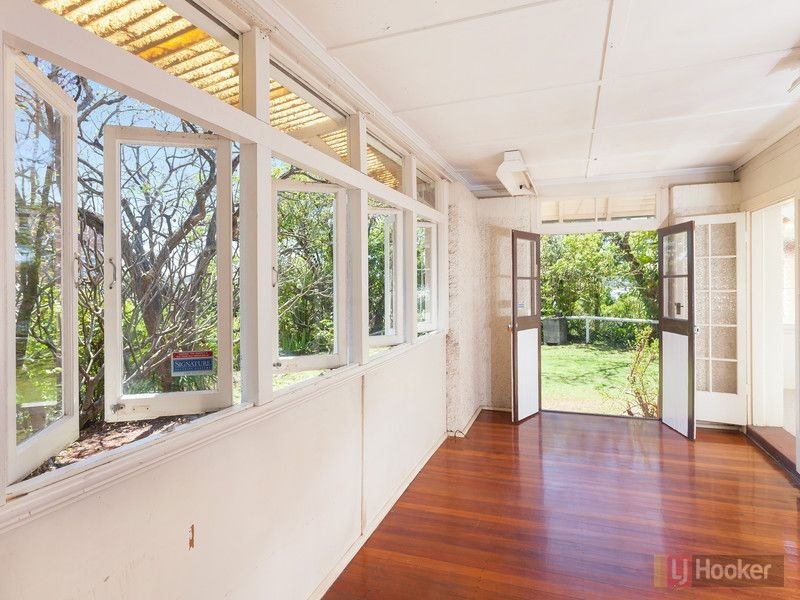 25 Walker Avenue, Teneriffe QLD 4005