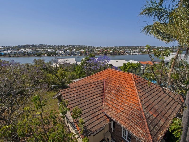 25 Walker Avenue, Teneriffe QLD 4005