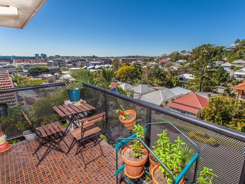 15/304 Harcourt Street, Teneriffe QLD 4005