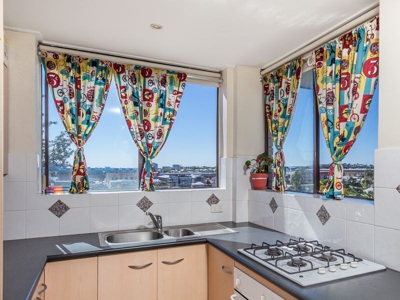 15/304 Harcourt Street, Teneriffe QLD 4005