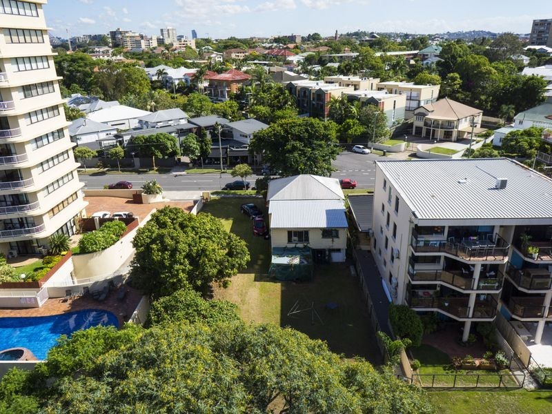 140 Oxlade Drive, New Farm QLD 4005