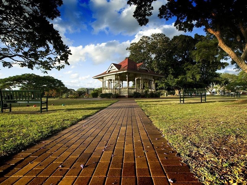 140 Oxlade Drive, New Farm QLD 4005