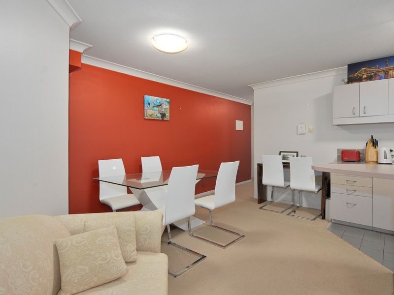 10/32-38 Newstead Terrace, Newstead QLD 4006