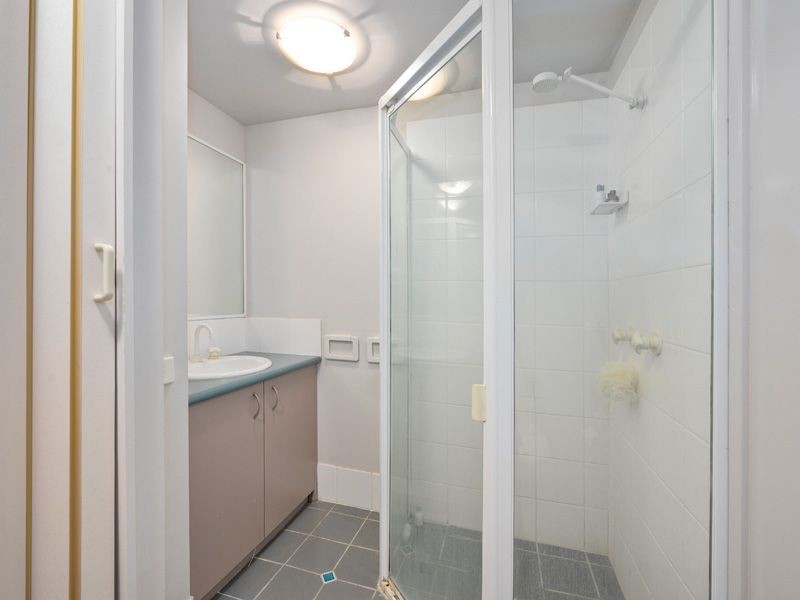 10/32-38 Newstead Terrace, Newstead QLD 4006