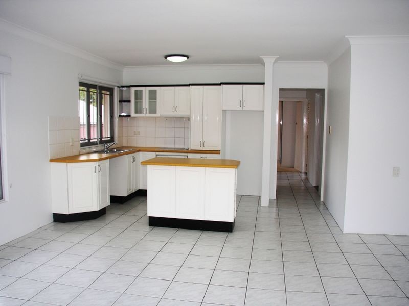 8/136 Kingsford Smith Drive, Hamilton QLD 4007