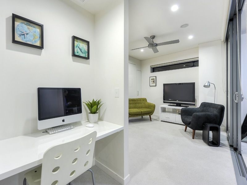 1137/16 Hamilton Place, Bowen Hills QLD 4006