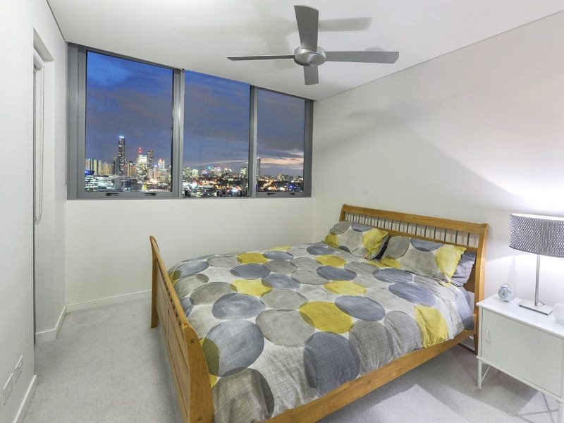 1137/16 Hamilton Place, Bowen Hills QLD 4006