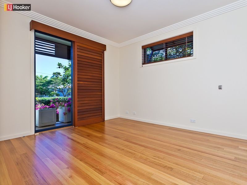 20a Oxlade Drive, New Farm QLD 4005