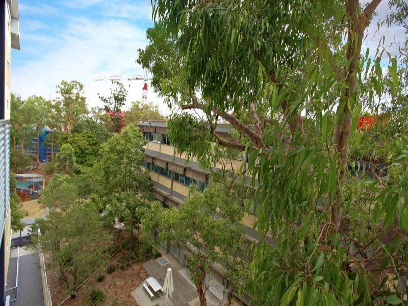 215/23 Robinson Place, Kelvin Grove QLD 4059