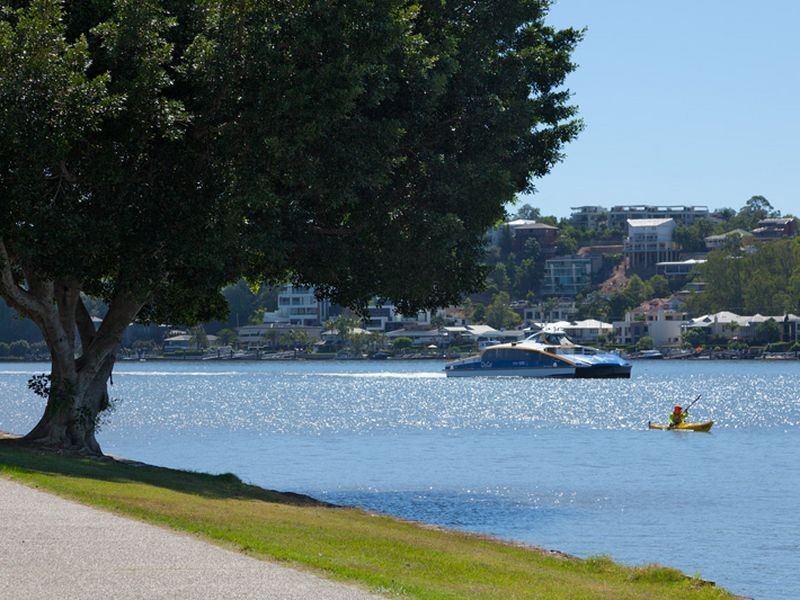 4/72 Oxlade Drive, New Farm QLD 4005