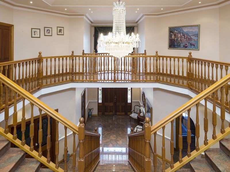 16 Neville Road, Bridgeman Downs QLD 4035