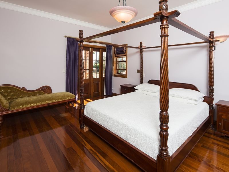 16 Neville Road, Bridgeman Downs QLD 4035