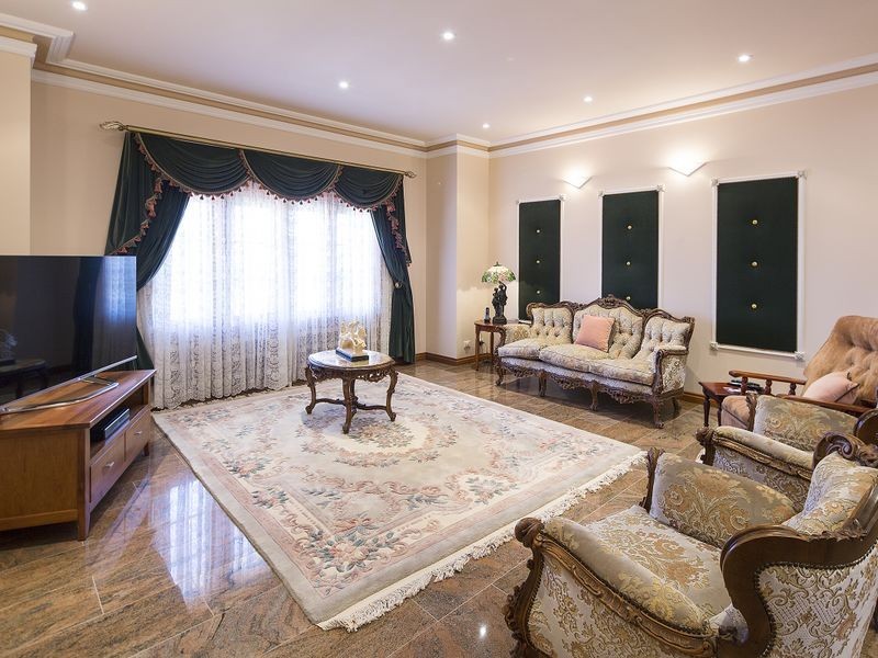 16 Neville Road, Bridgeman Downs QLD 4035