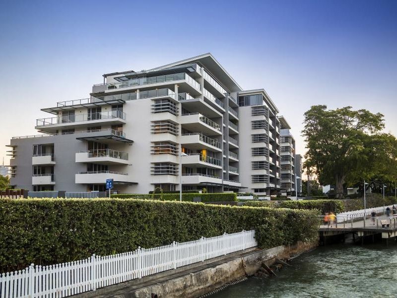 1421/22 Refinery Parade, New Farm QLD 4005