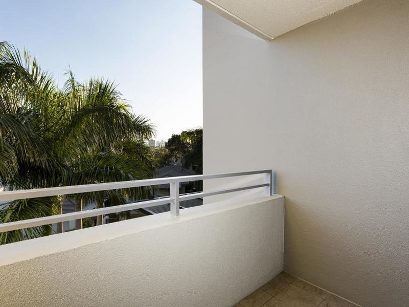 1421/22 Refinery Parade, New Farm QLD 4005