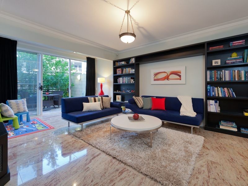 10/6 Merthyr Road, New Farm QLD 4005