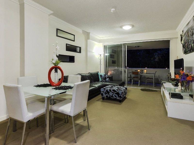 1304/141 Campbell Street, Bowen Hills QLD 4006