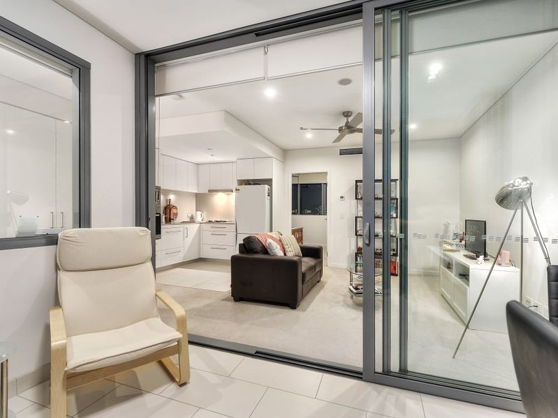 1053/16 Hamilton Place, Bowen Hills QLD 4006