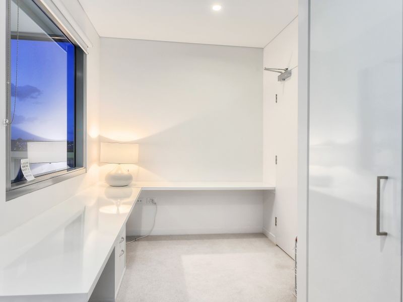 1053/16 Hamilton Place, Bowen Hills QLD 4006
