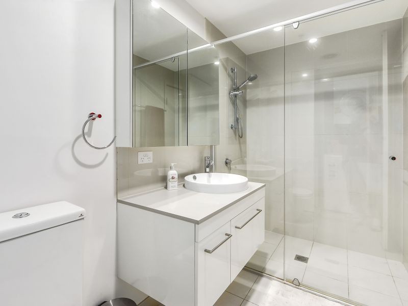 1053/16 Hamilton Place, Bowen Hills QLD 4006