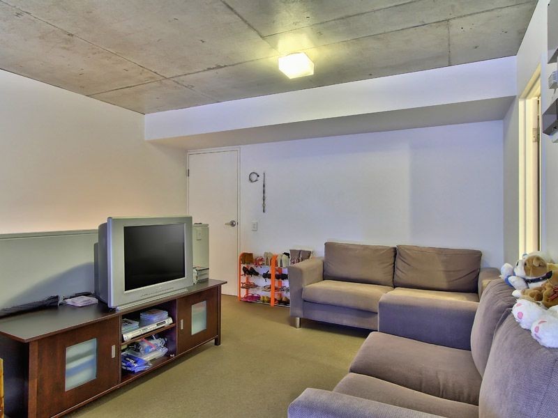 110 & 213/82 Alfred Street, Fortitude Valley QLD 4006