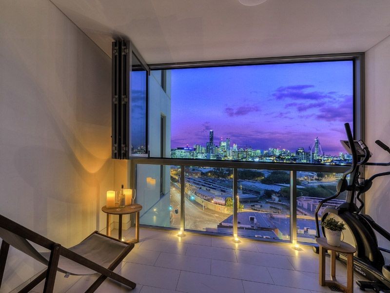 1081/16 Hamilton Place, Bowen Hills QLD 4006