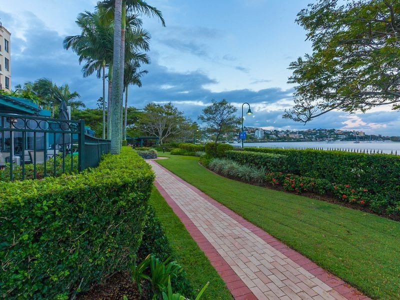 57b Newstead Terrace, Newstead QLD 4006