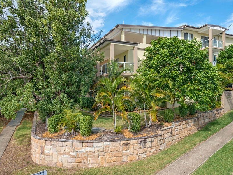 2/2a Barlow Street, Clayfield QLD 4011