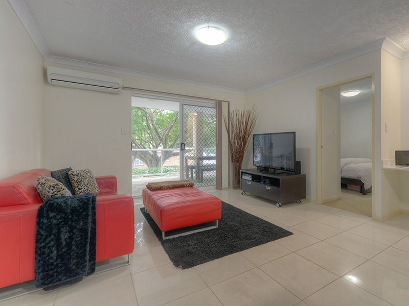 2/2a Barlow Street, Clayfield QLD 4011